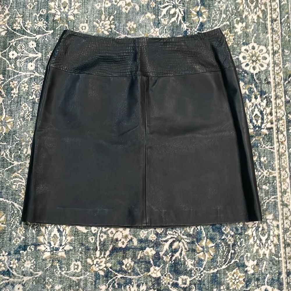 Apostrophe Black Leather Skirt (Size 8)